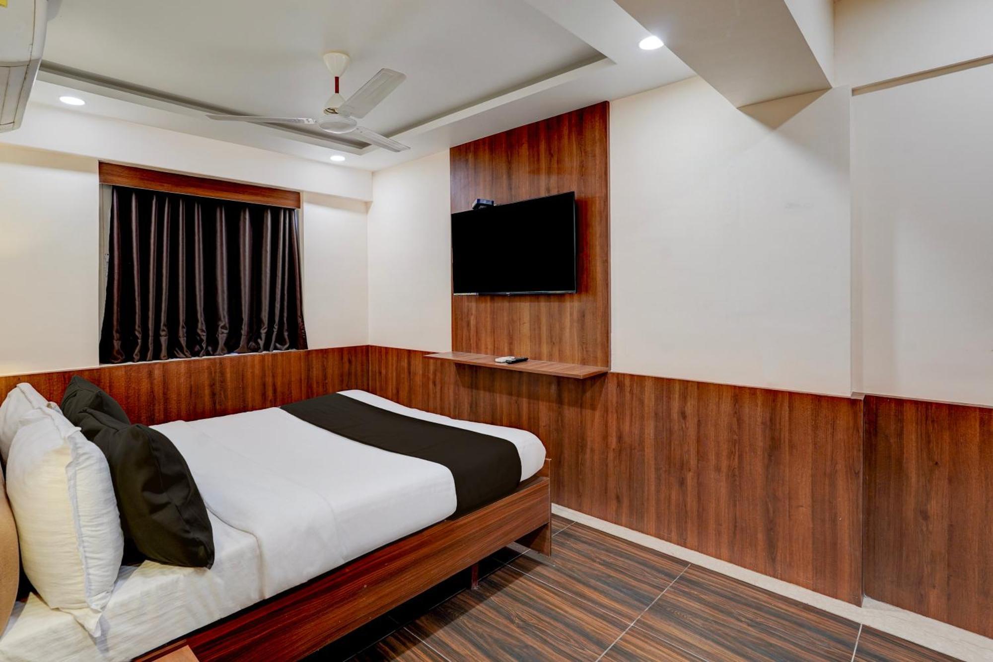 Townhouse Oriental Inn Chennai Exterior photo