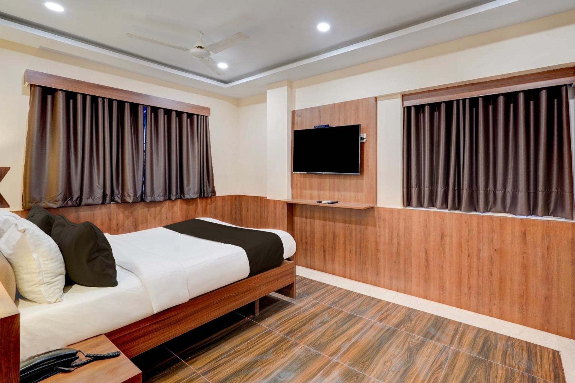 Townhouse Oriental Inn Chennai Exterior photo